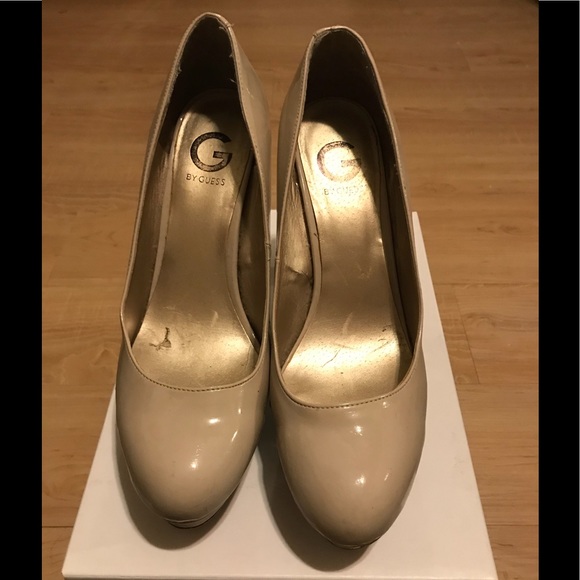 G by Guess Cream/Tan Heels - Picture 1 of 2